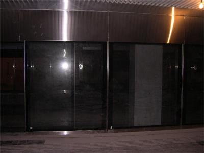 輕軌屏蔽門(mén)系統(tǒng)工程安裝